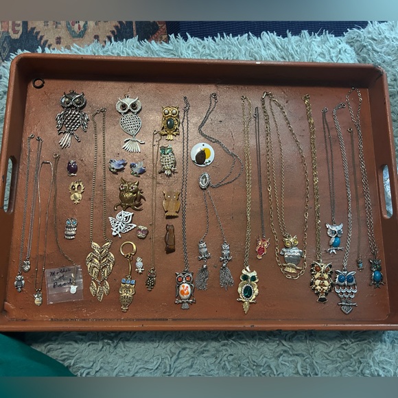 Vintage Lot Of OWLS HOOT OWL NECKLACES BROOCHES PENDANTS CHARMS KEYRING